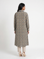 Load image into Gallery viewer, Motif Ease: Collared Below Knee Top 84281